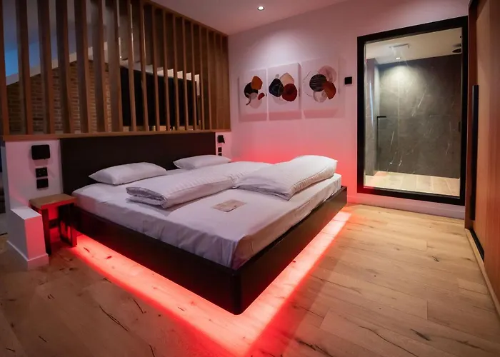 Wellness King Suite