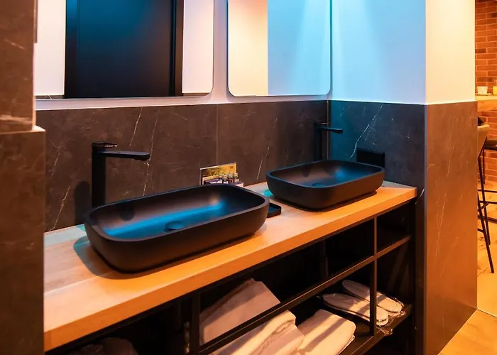 Wellness King Suite